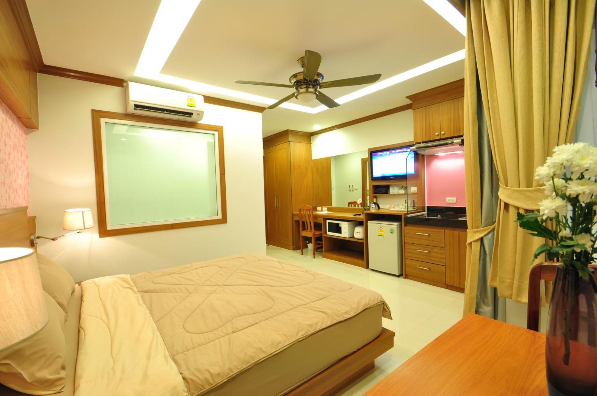 Green Harbor Hotel & Service Apartment Patong Luaran gambar