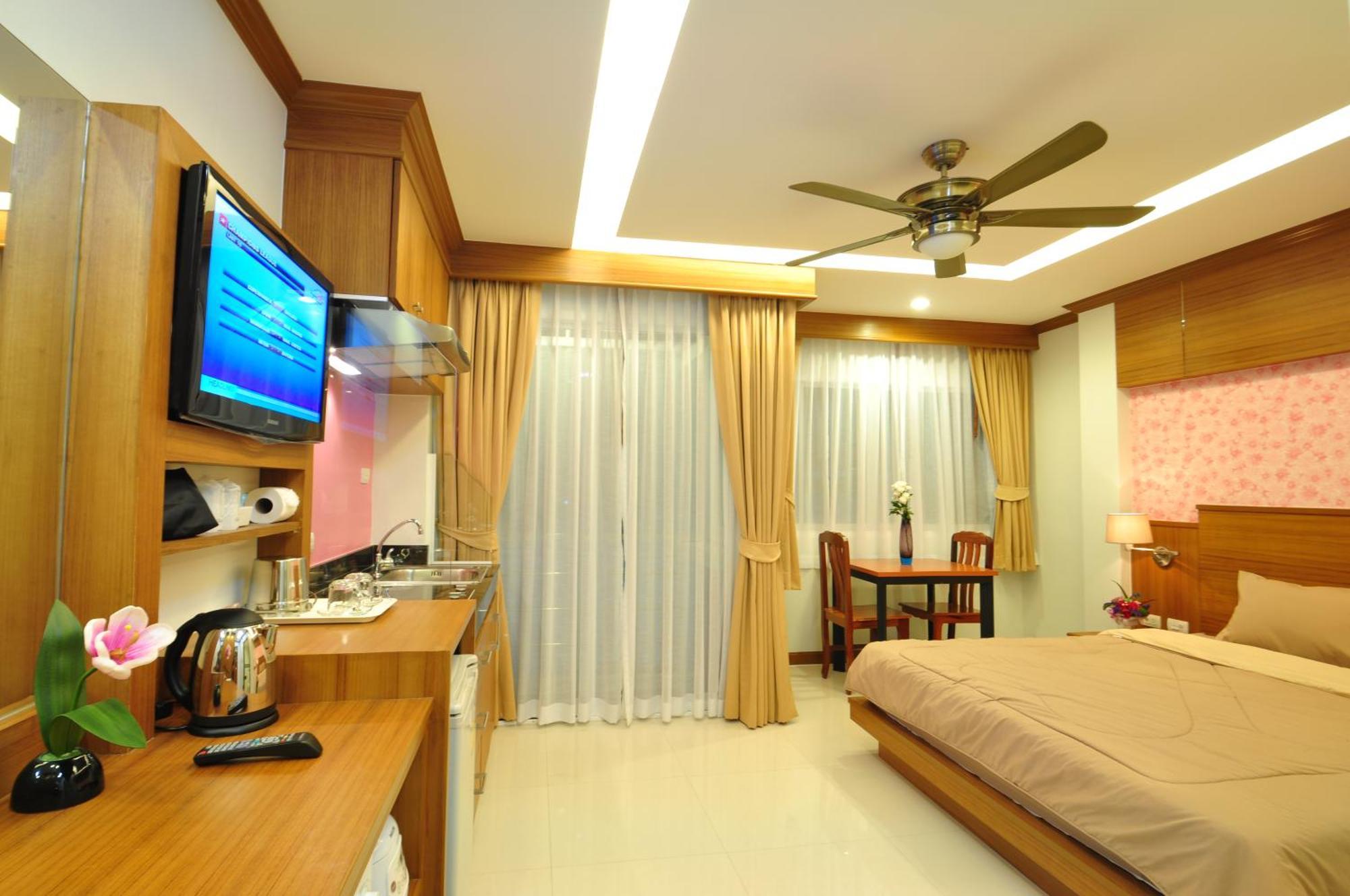 Green Harbor Hotel & Service Apartment Patong Luaran gambar