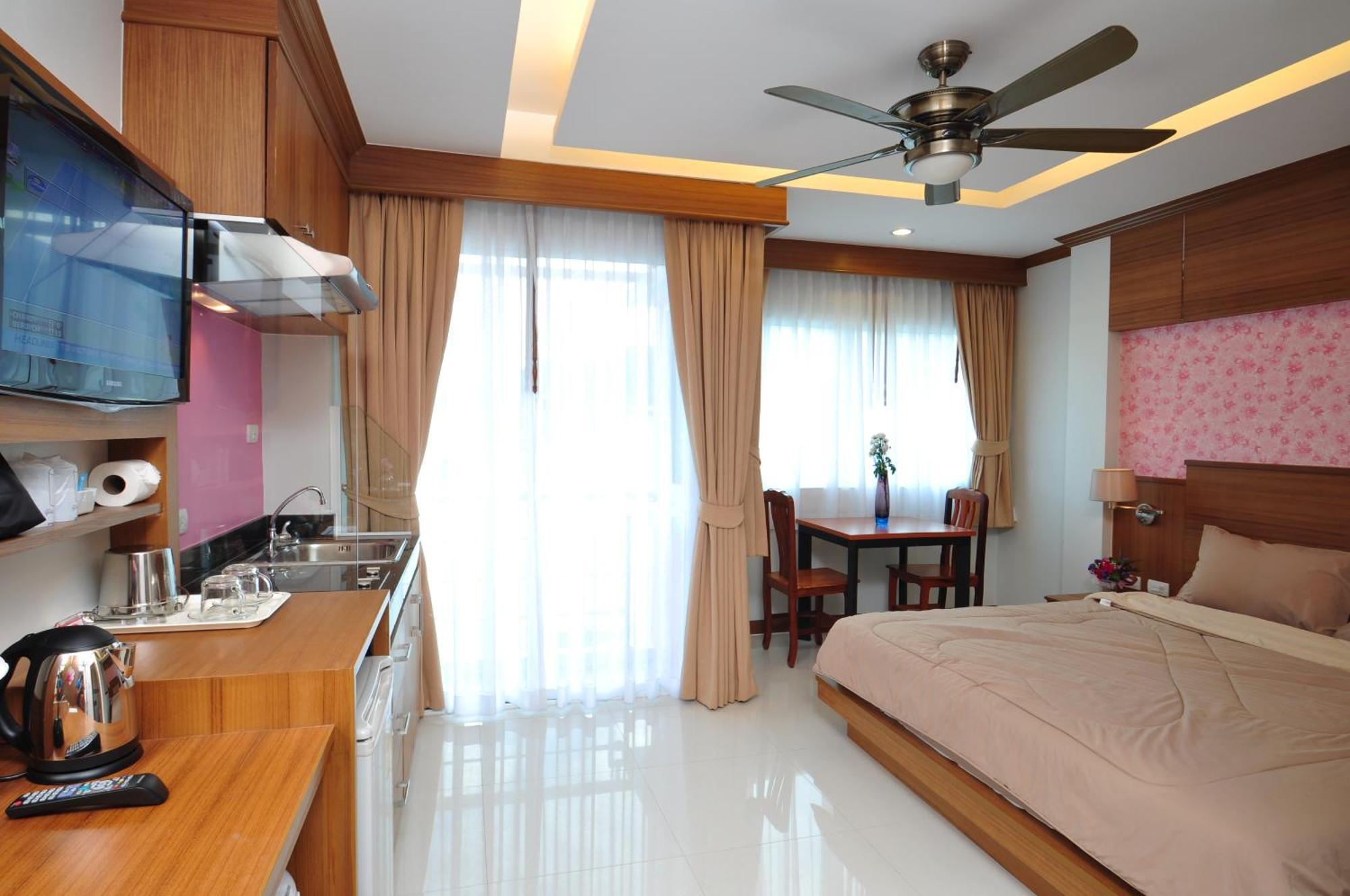 Green Harbor Hotel & Service Apartment Patong Luaran gambar